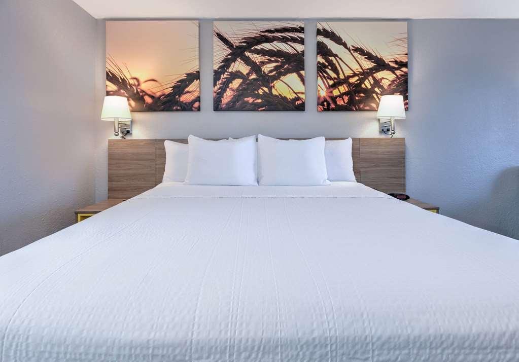 Days Inn By Wyndham Greenville Ms Cameră foto